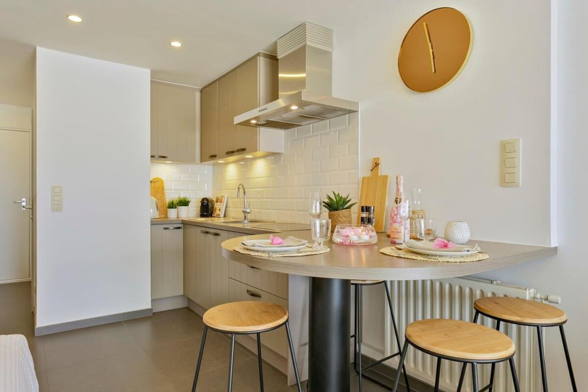 Huswell - Studio With Great Sea View On Terrace Knokke-Heist Eksteriør billede